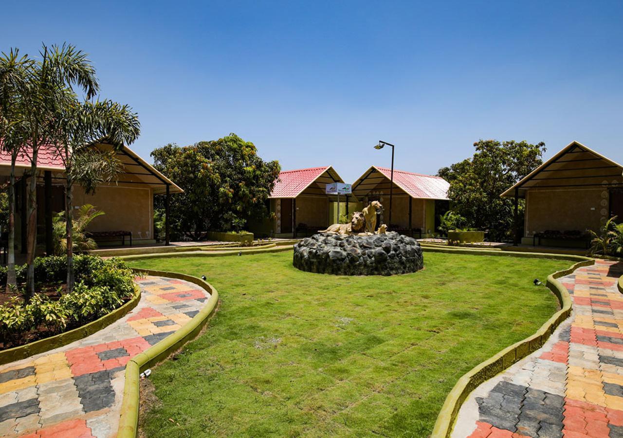 Nature Resort Szaszan Gir Kültér fotó